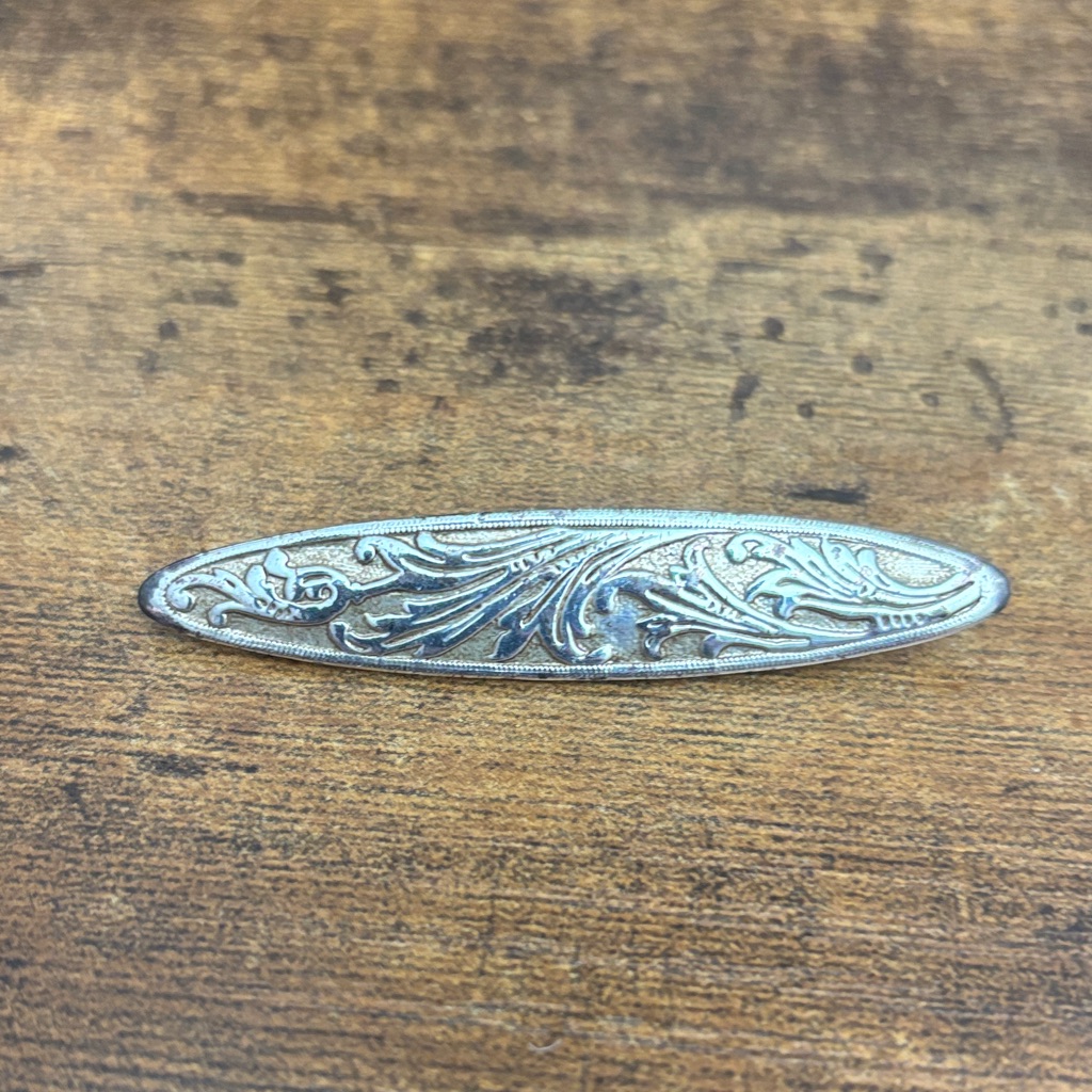 1928 Silver Brooch With Intricate Design